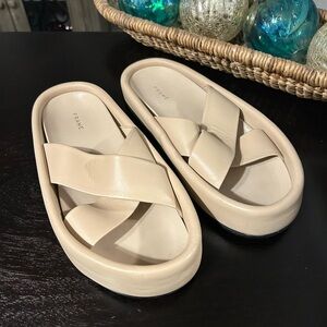 Frame Le Laurel Leather Platform Slides Cream / Beige Size 39.5